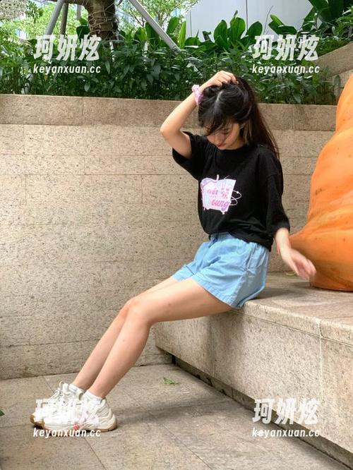 17吃瓜官网带你在线直达最新吃瓜热点，不再错过任何精彩！
