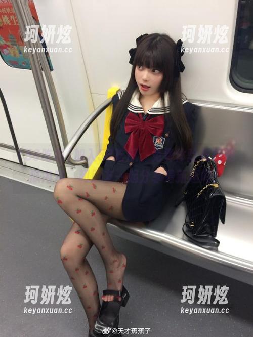 加入58吃瓜，免费体验最热吃瓜内容，和朋友一起分享最新趣闻！