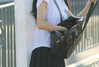 在91吃瓜中心永久观看精彩娱乐瓜事件