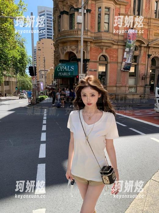 tttzzz.su黑料入口最新苹果版更新，女生吃瓜无死角体验
