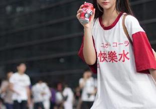 这个网站让你在五一吃瓜上，轻松获取免费的爆料资讯