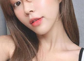 下载全网吃瓜app，轻松分享全网吃瓜的精彩瞬间！