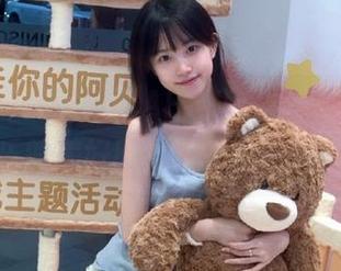 用吃瓜网APP，记录你与永久娱乐的美好时光，不容错过！