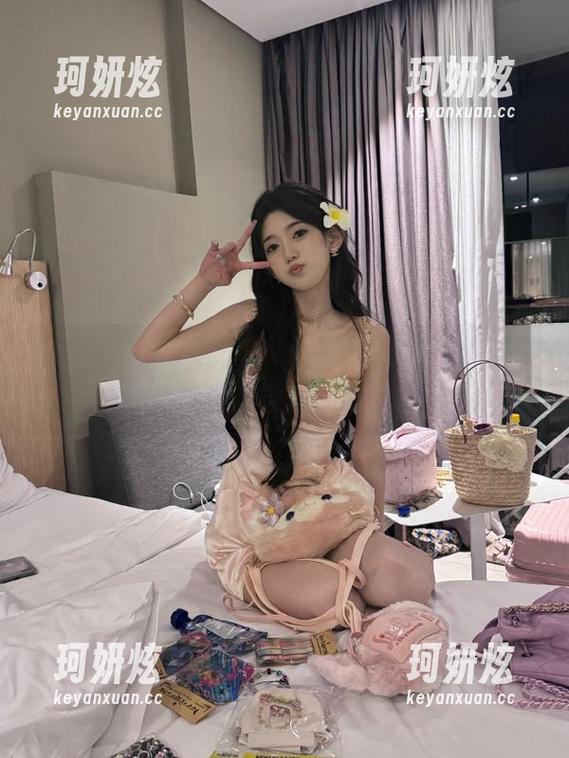 关注吃瓜网朝阳，让我们通过这个链接一起品尝最新吃瓜盛宴！