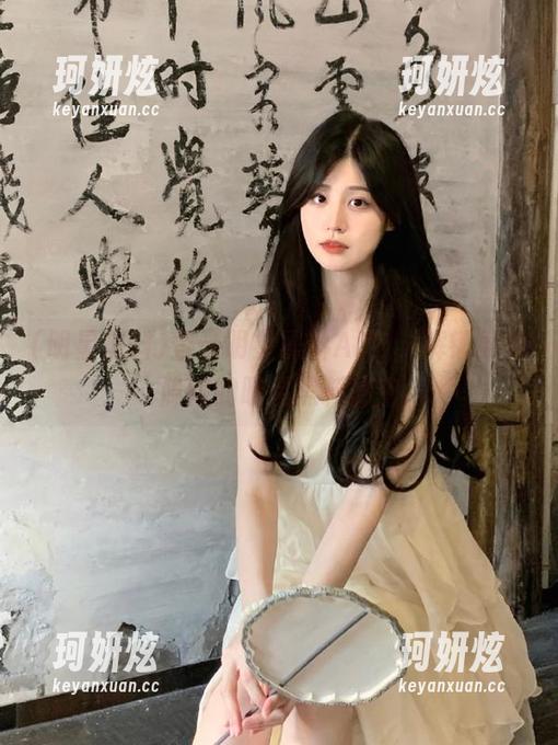 登录明星黑料APP，解锁更多隐藏的明星黑料秘密