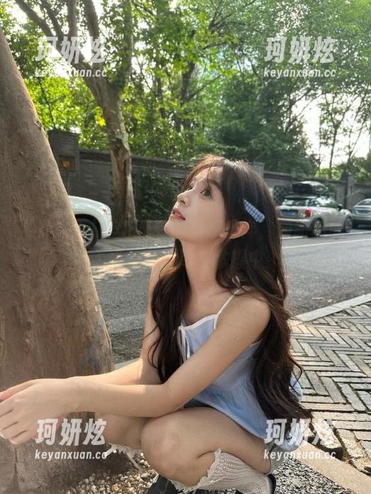 观看黑料不打洋，最新鲜的娱乐八卦尽在掌握中