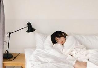 在黑料不打烊tttzzz，吃瓜永不迷路，劲爆黑料等你来看