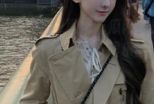 黑料吃瓜网页版永久官网发布精彩追踪，让你与娱乐圈的风云密切相关