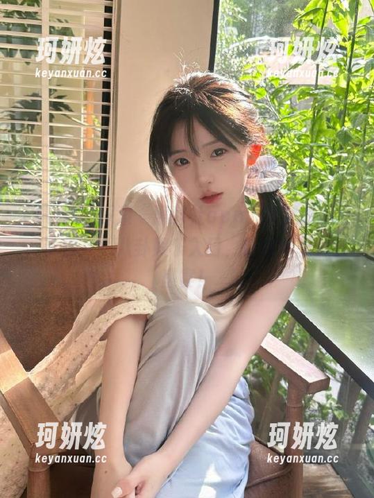 探索“黑料社app”隐藏的秘密，带你找到八卦娱乐入口，让你尽享八卦盛宴！