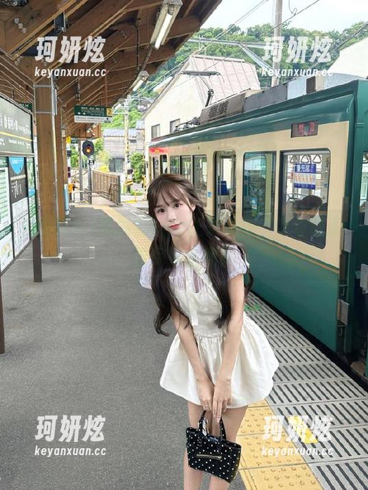 黑料社app正式发布，带你吃瓜看尽娱乐黑料